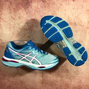 ASICS Gel Cumulus 18 Wmns Sz 8.5 Running s281